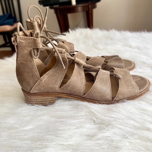 Lucky Brand 👣 Tazu Leather Suede Block Heel Sandals - Picture 7 of 12